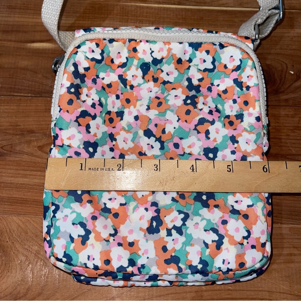 Kipling Floral Crossbody Bag Daisy Lightweight - Picture 6 of 11